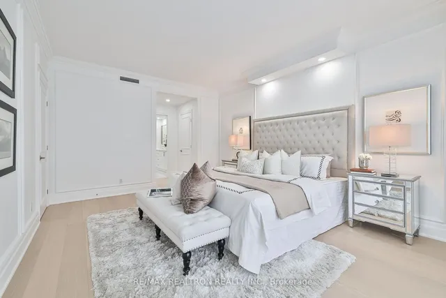Additional property image - 342 Spadina Rd Unit 103