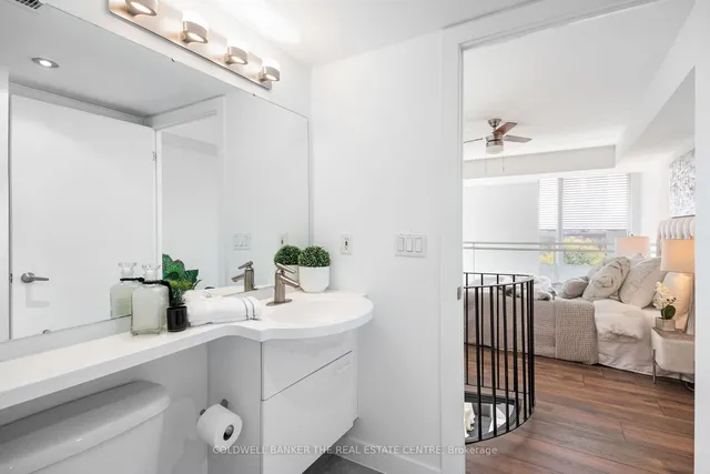 Additional property image - 77 Lombard St Unit 712