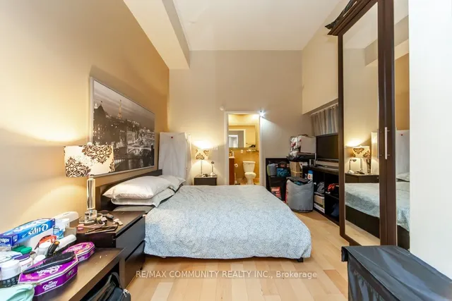 Additional property image - 1 King St Unit 1601
