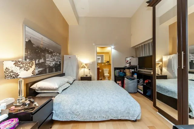 Additional property image - 1 King St Unit 1601