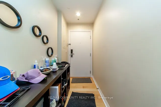 Additional property image - 1 King St Unit 1601