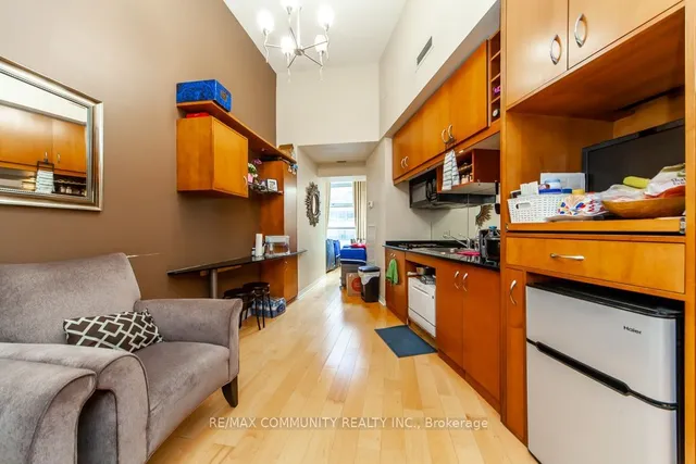 Additional property image - 1 King St Unit 1601