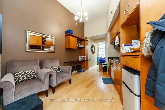 Additional property image - 1 King St Unit 1601