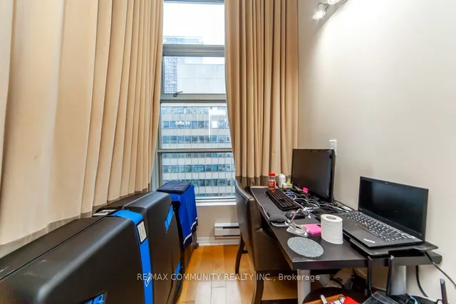 Additional property image - 1 King St Unit 1601