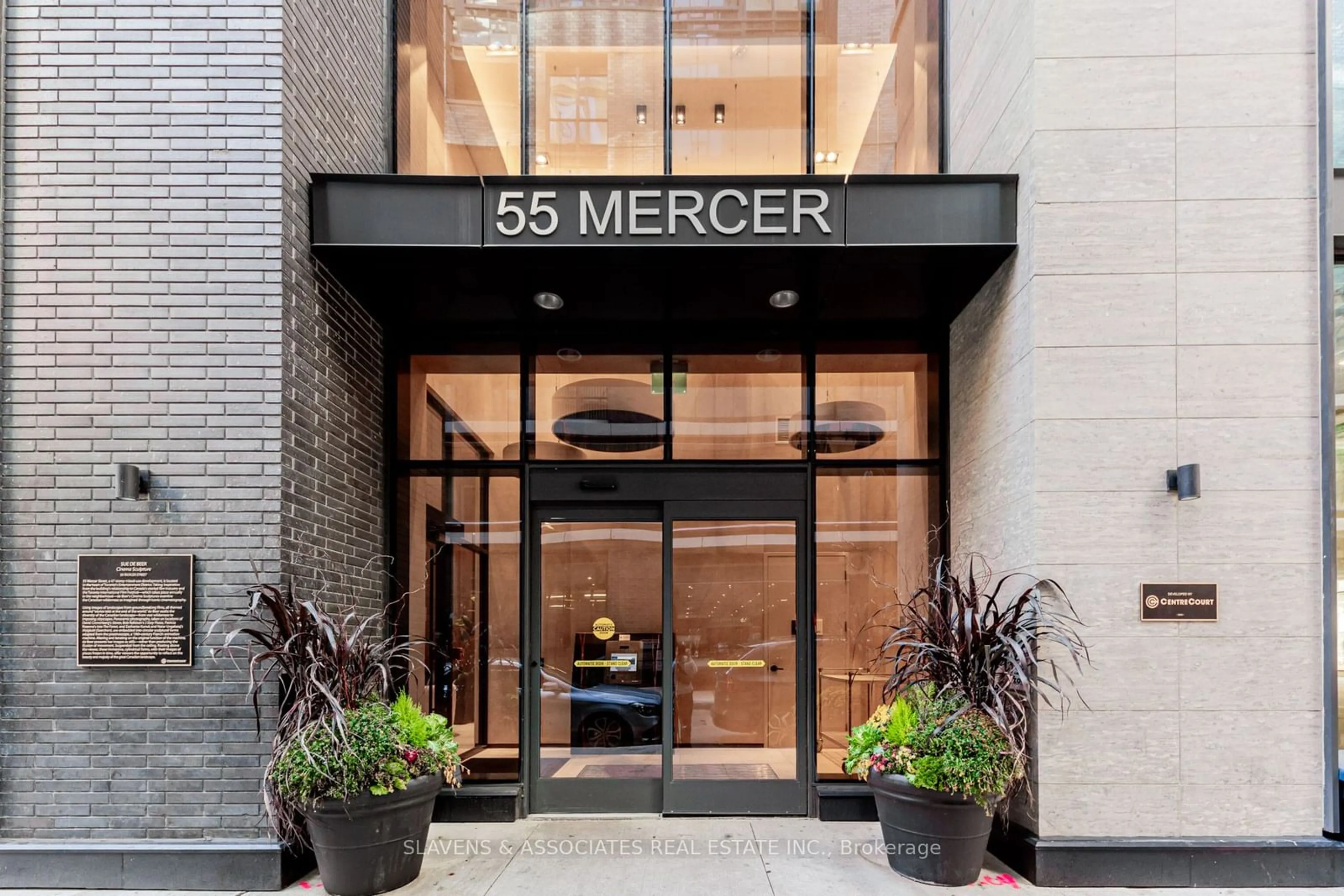 Indoor foyer for 55 Mercer St #1711, Toronto Ontario M5V 3W2