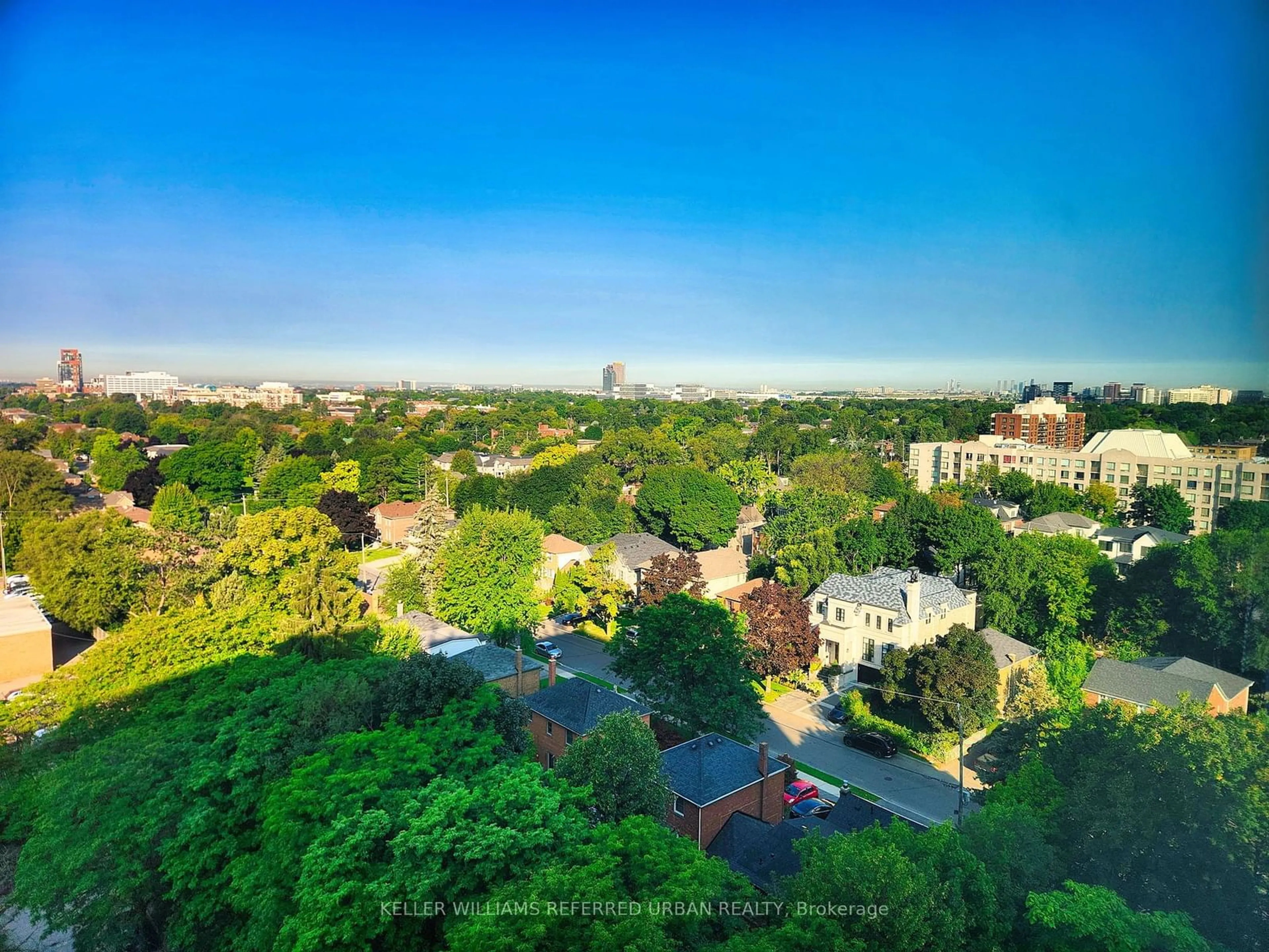 A pic from exterior of the house or condo, the view of city buildings for 3000 Bathurst St #1401, Toronto Ontario M6B 3B4