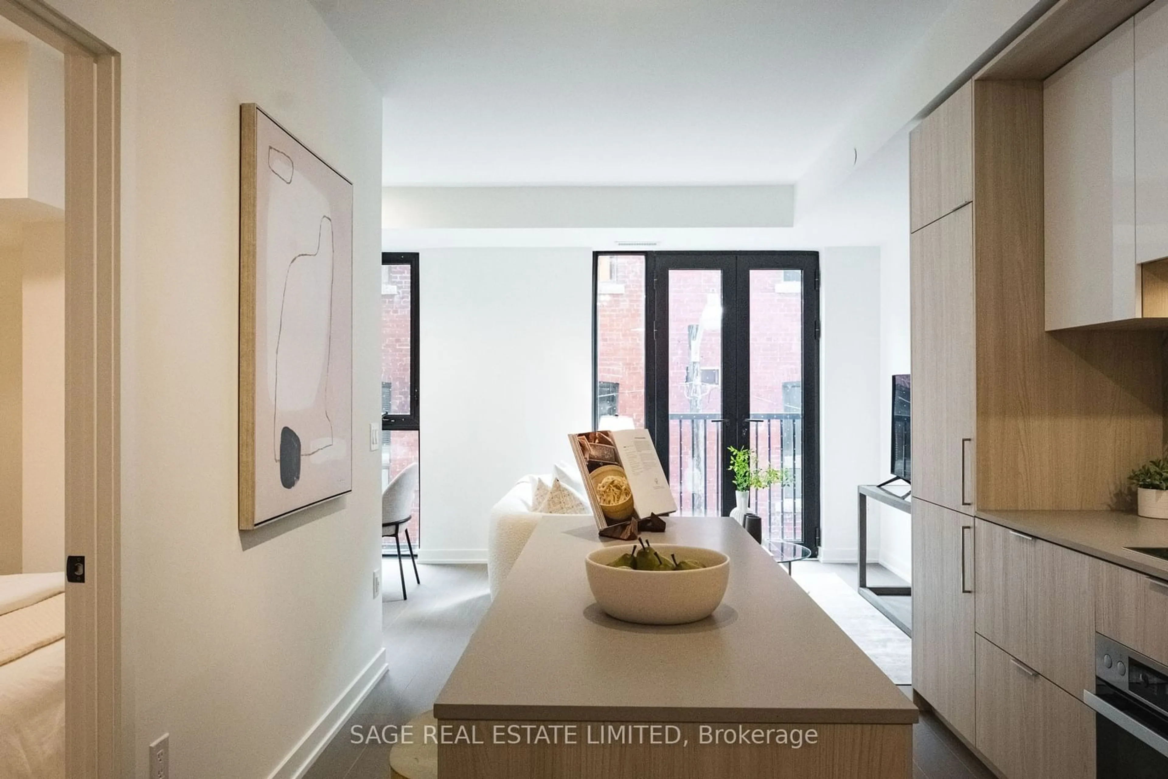 Indoor entryway, wood floors for 123 Portland St #205, Toronto Ontario M5V 0V9