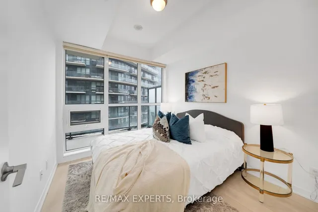 Additional property image - 51 East Liberty St Unit 2207