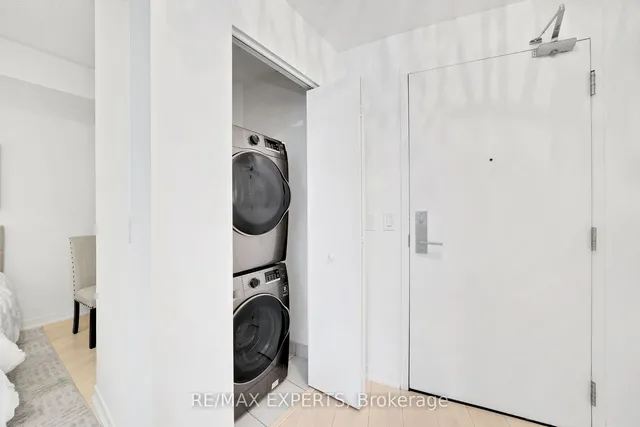 Additional property image - 51 East Liberty St Unit 2207