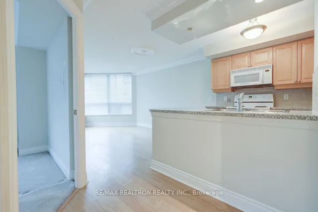 Additional property image - 10 Northtown Way Unit 410