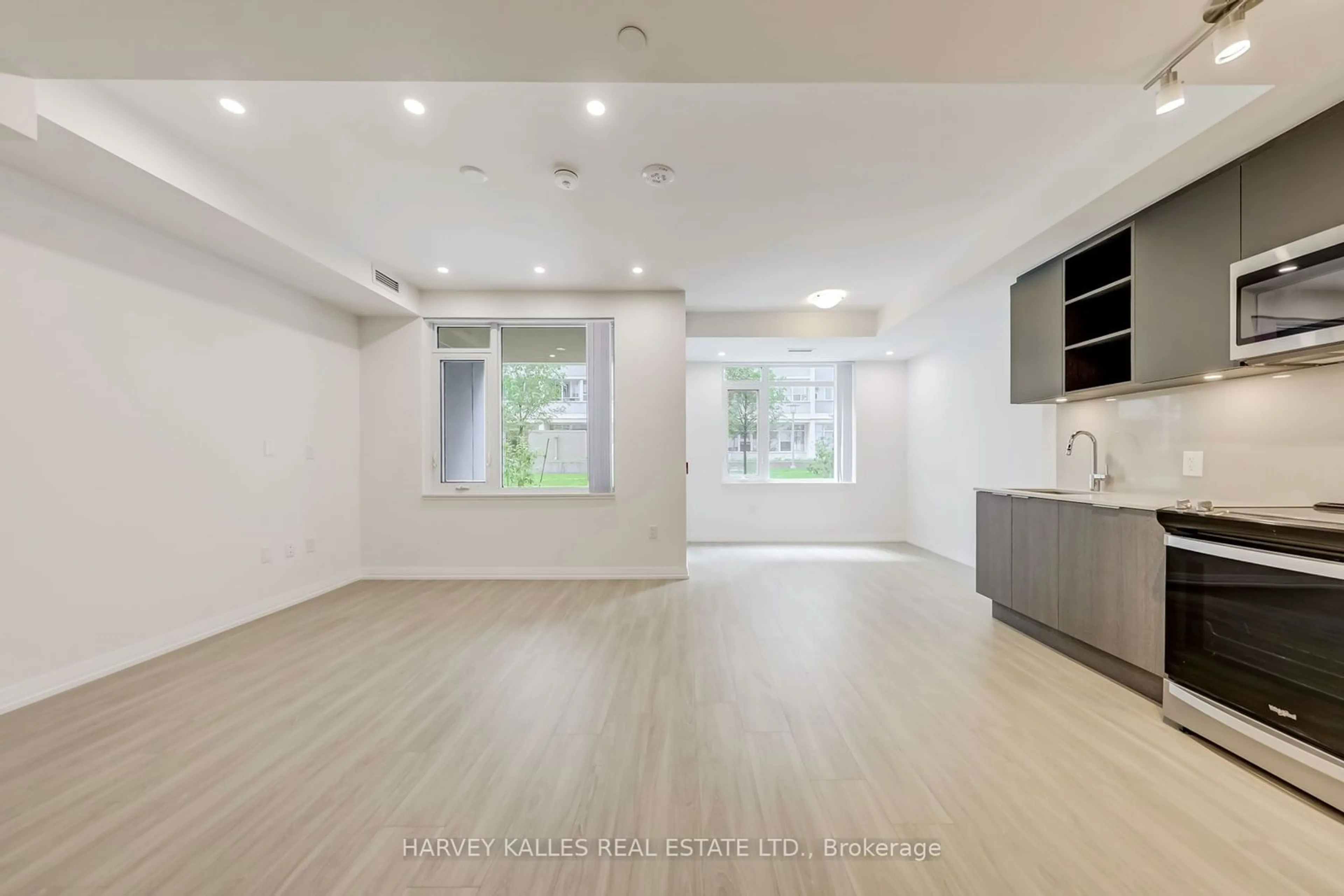 Other indoor space, wood floors for 50 Dunfield Ave #TH116, Toronto Ontario M4S 0E4