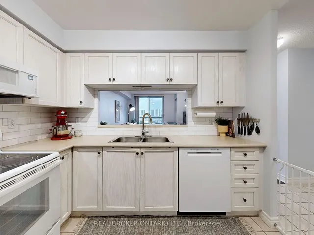 Additional property image - 1700 Eglinton Ave Unit 917