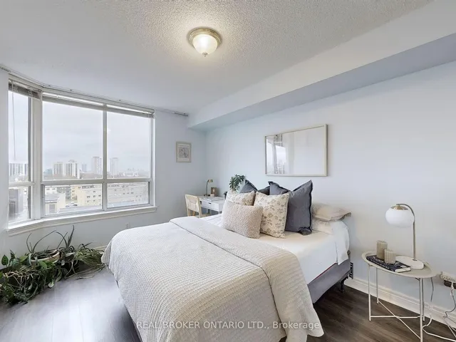 Additional property image - 1700 Eglinton Ave Unit 917