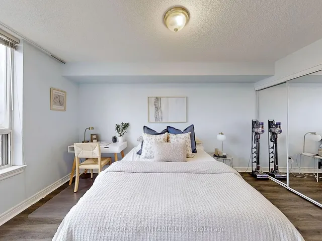 Additional property image - 1700 Eglinton Ave Unit 917