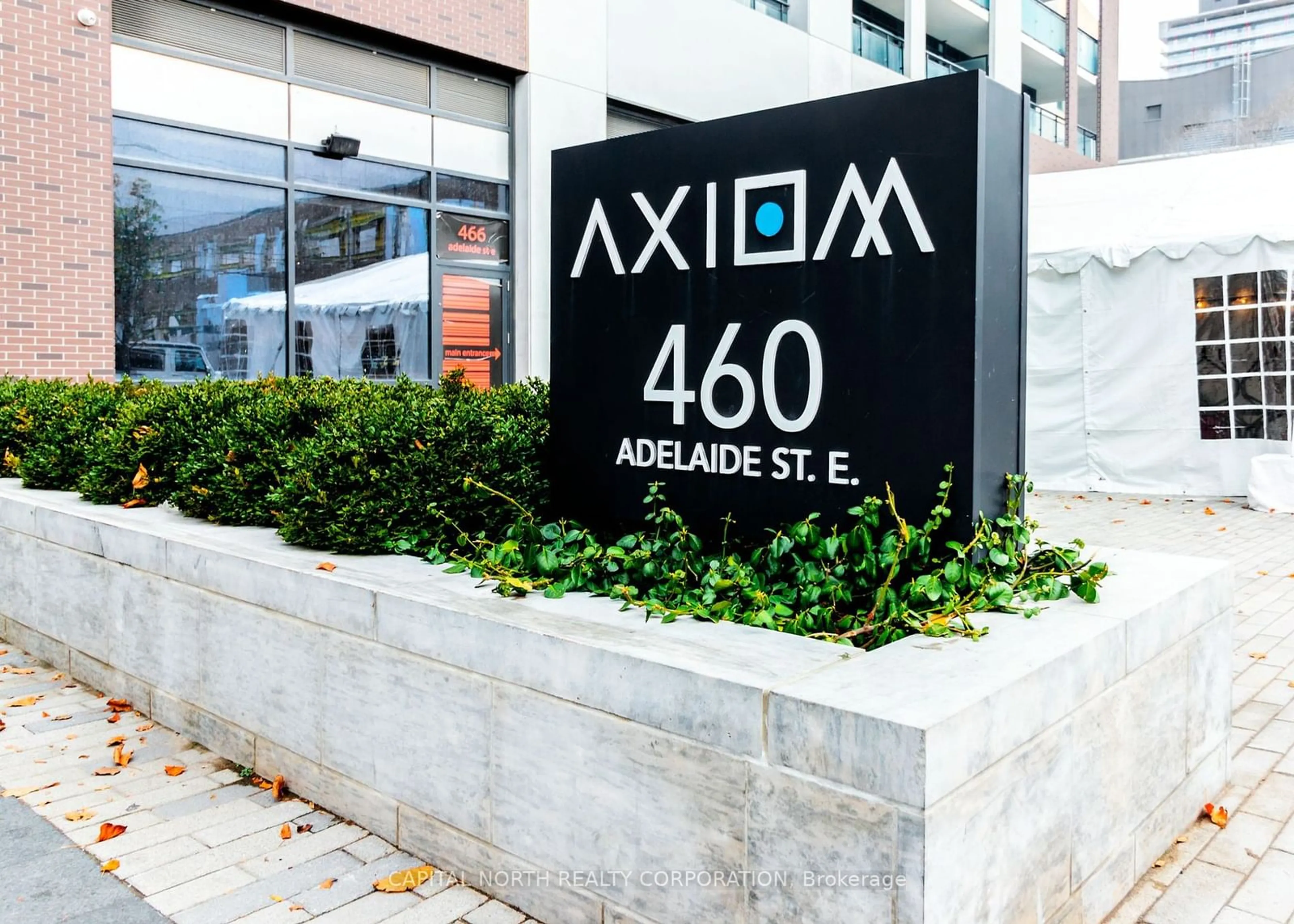 Indoor foyer for 460 Adelaide St #730, Toronto Ontario M5A 1N4