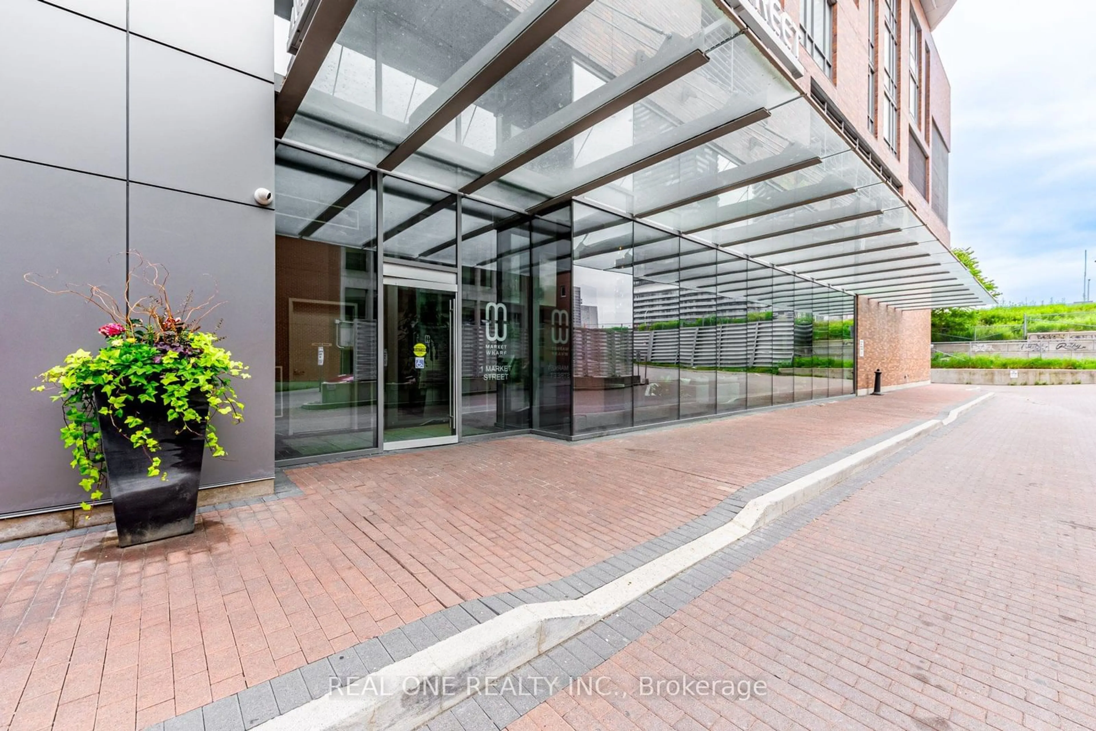 Indoor foyer, unknown floor for 1 Market St #1604, Toronto Ontario M5E 0A2