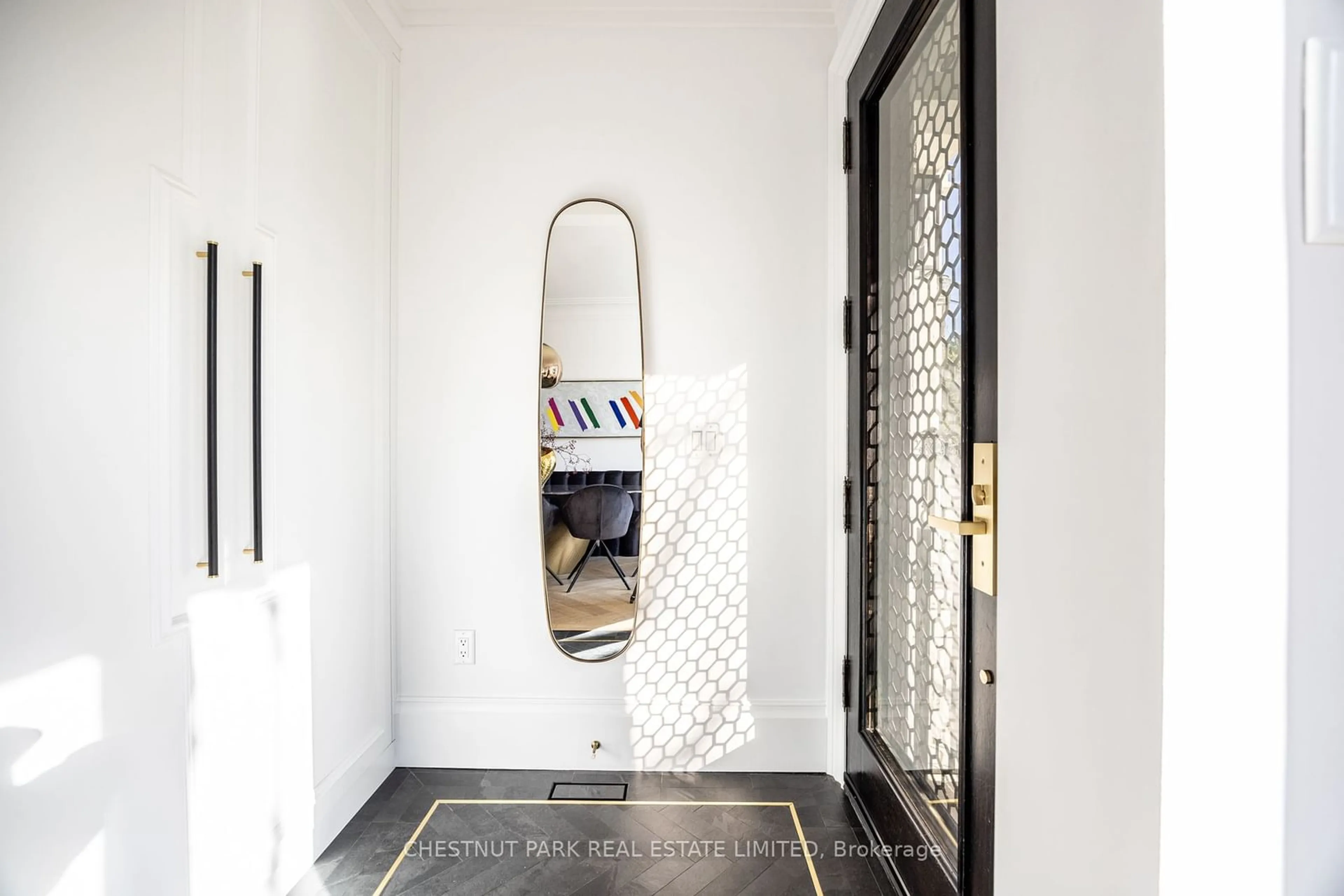 Indoor entryway, ceramic floors for 414 Bedford Park Ave, Toronto Ontario M5M 1K1