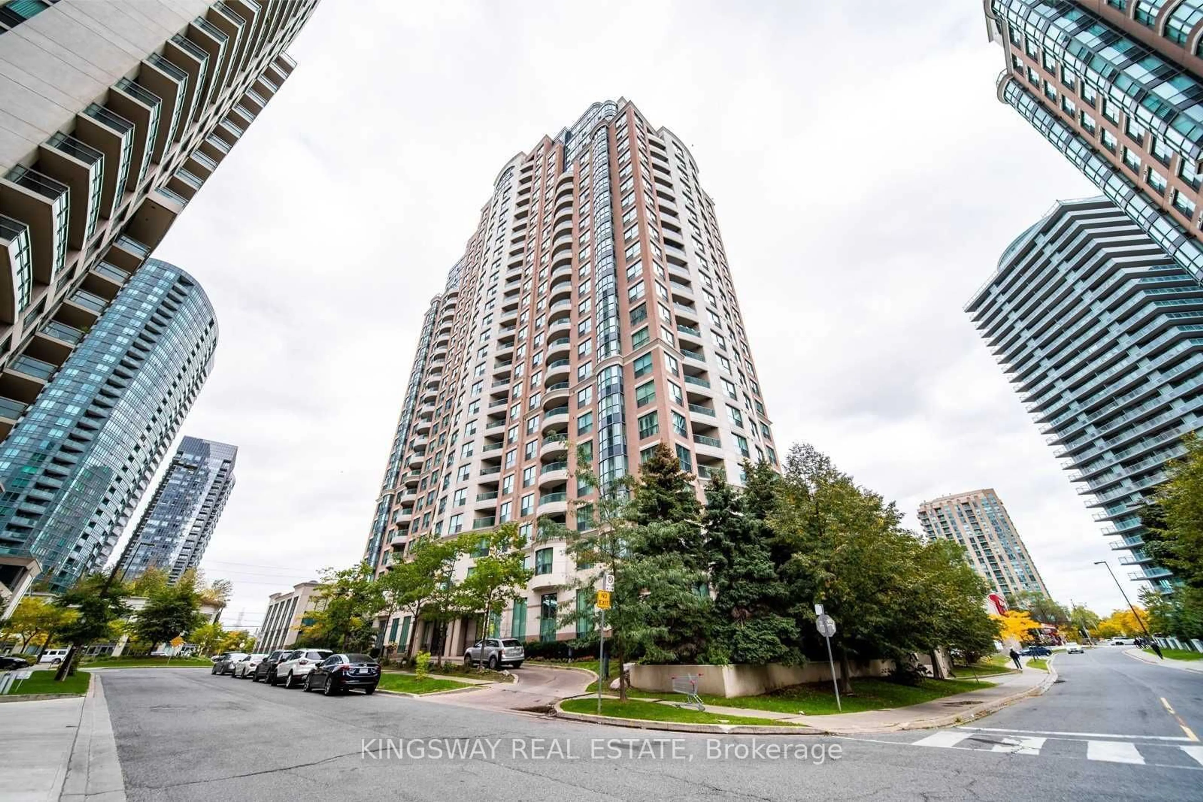 A pic from exterior of the house or condo, the street view for 7 Lorraine Dr #812, Toronto Ontario M2N 7H2