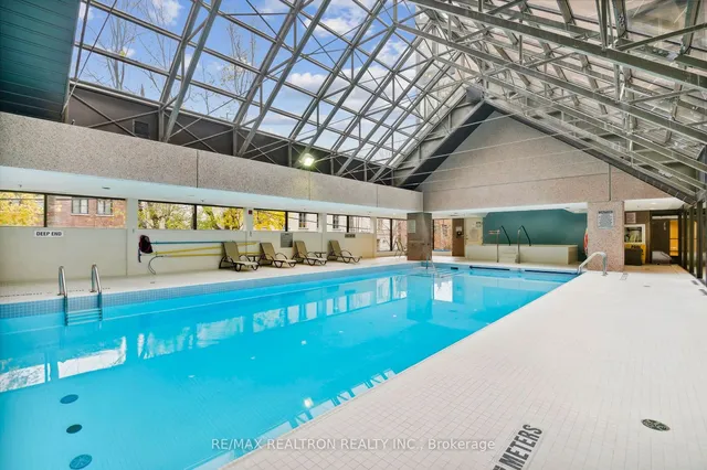 Additional property image - 449 Walmer Rd Unit 401