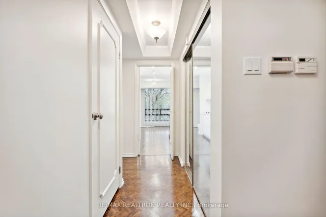 Additional property image - 449 Walmer Rd Unit 401