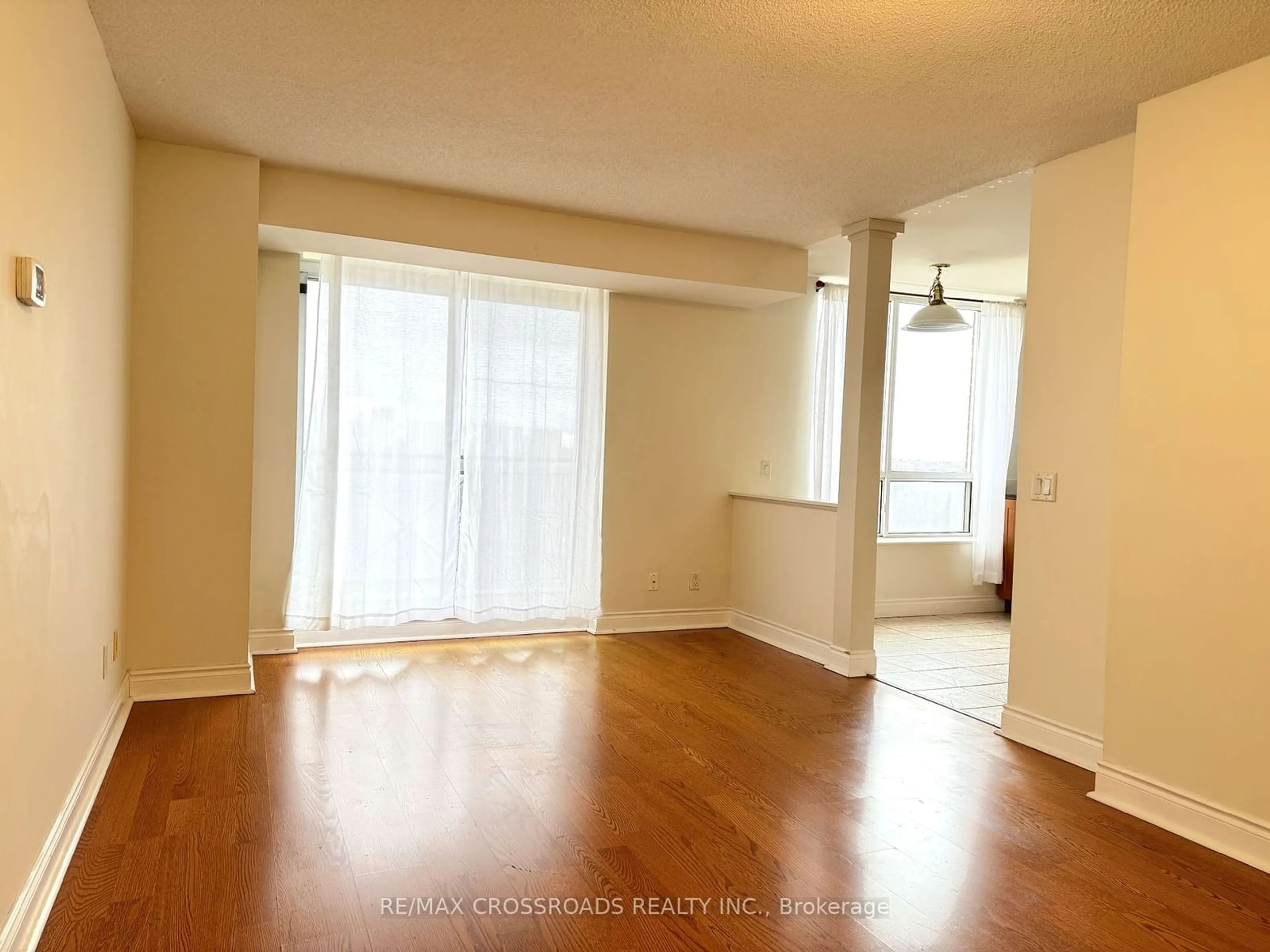 A pic of a room, wood floors for 1103 Leslie St #802, Toronto Ontario M3C 4G8