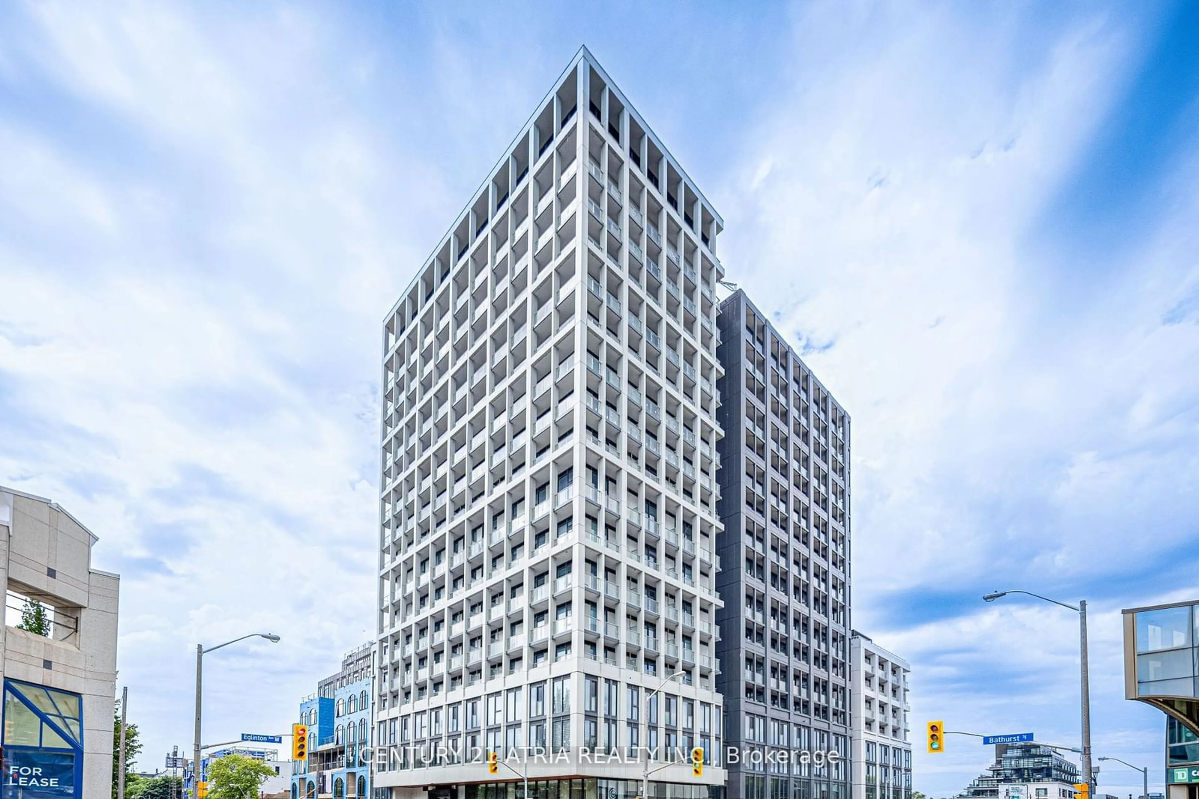 A pic from exterior of the house or condo, the front or back of building for 2020 Bathurst St #1806, Toronto Ontario M5P 0A6