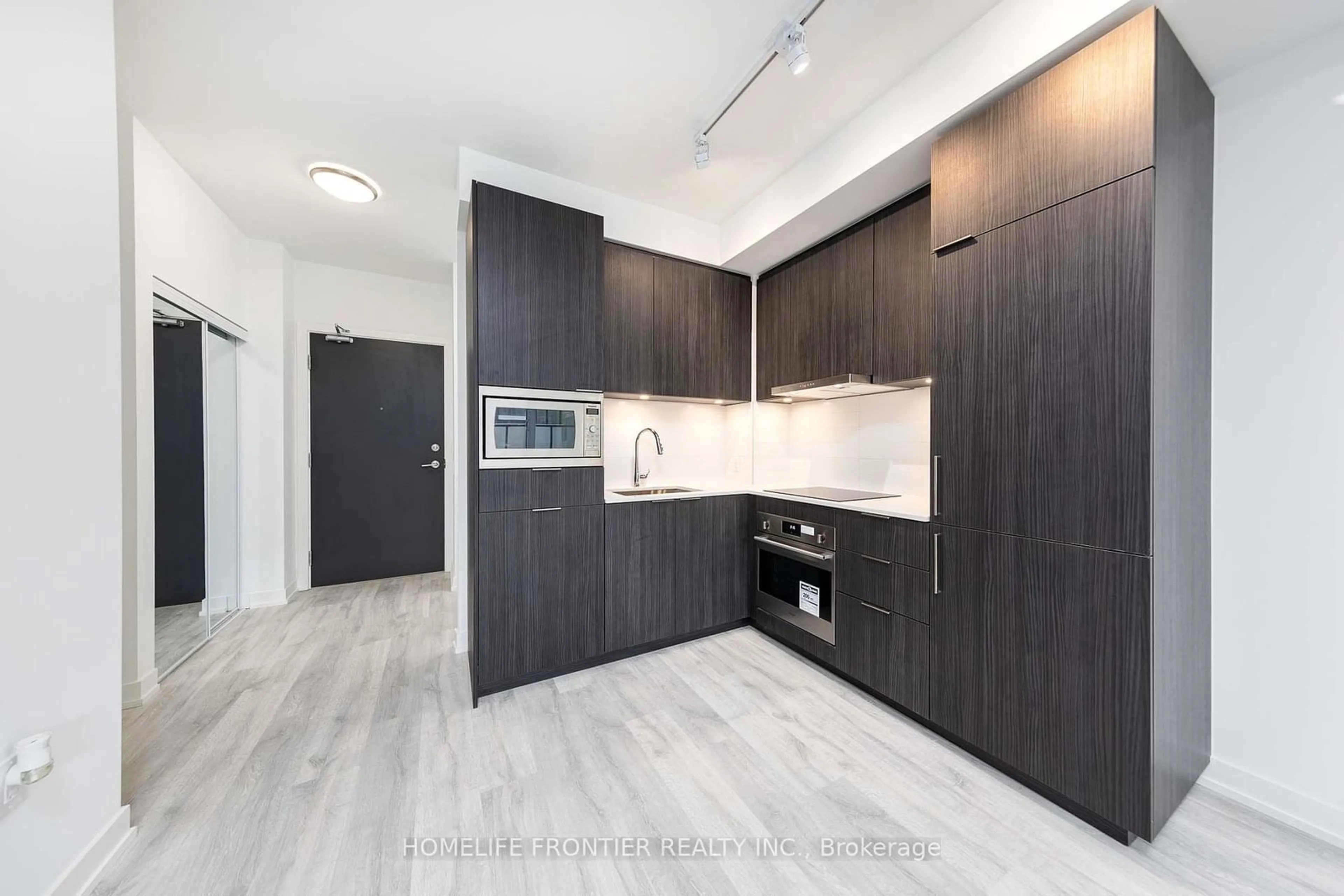 Standard kitchen, wood floors for 8 Olympic Garden Dr #417, Toronto Ontario M2M 0B9