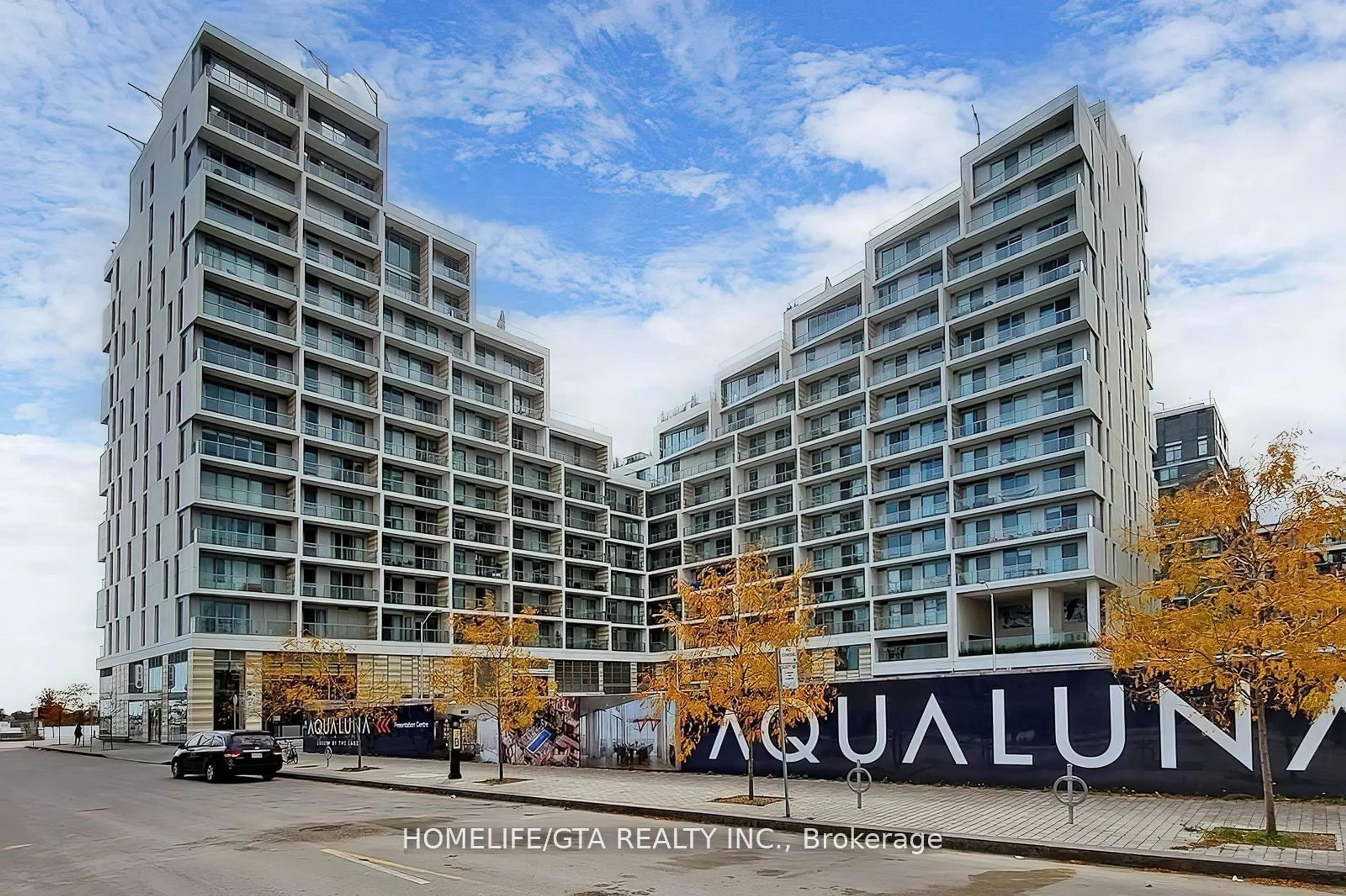 A pic from exterior of the house or condo, the front or back of building for 118 Merchants' Wharf #415, Toronto Ontario M5A 0L3