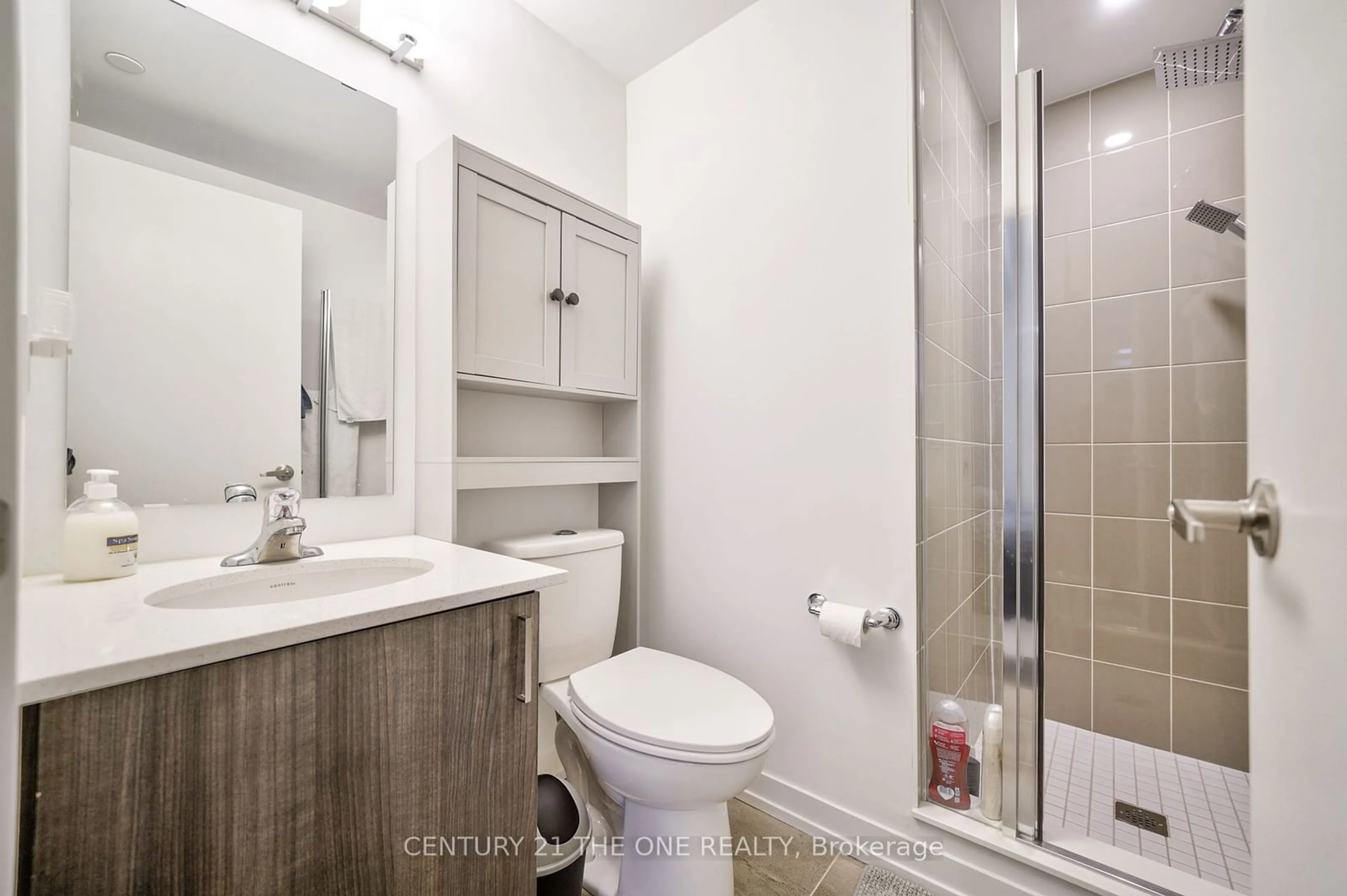 Standard bathroom for 94 Bartley Dr, Toronto Ontario M4A 0A9