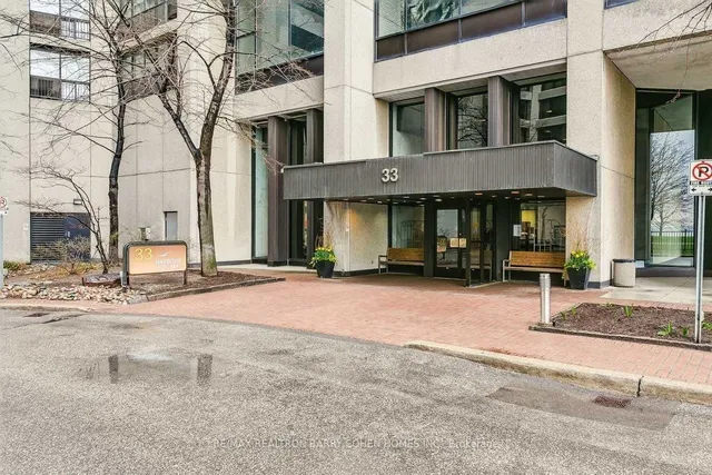 Additional property image - 33 Harbour Sq Unit 503