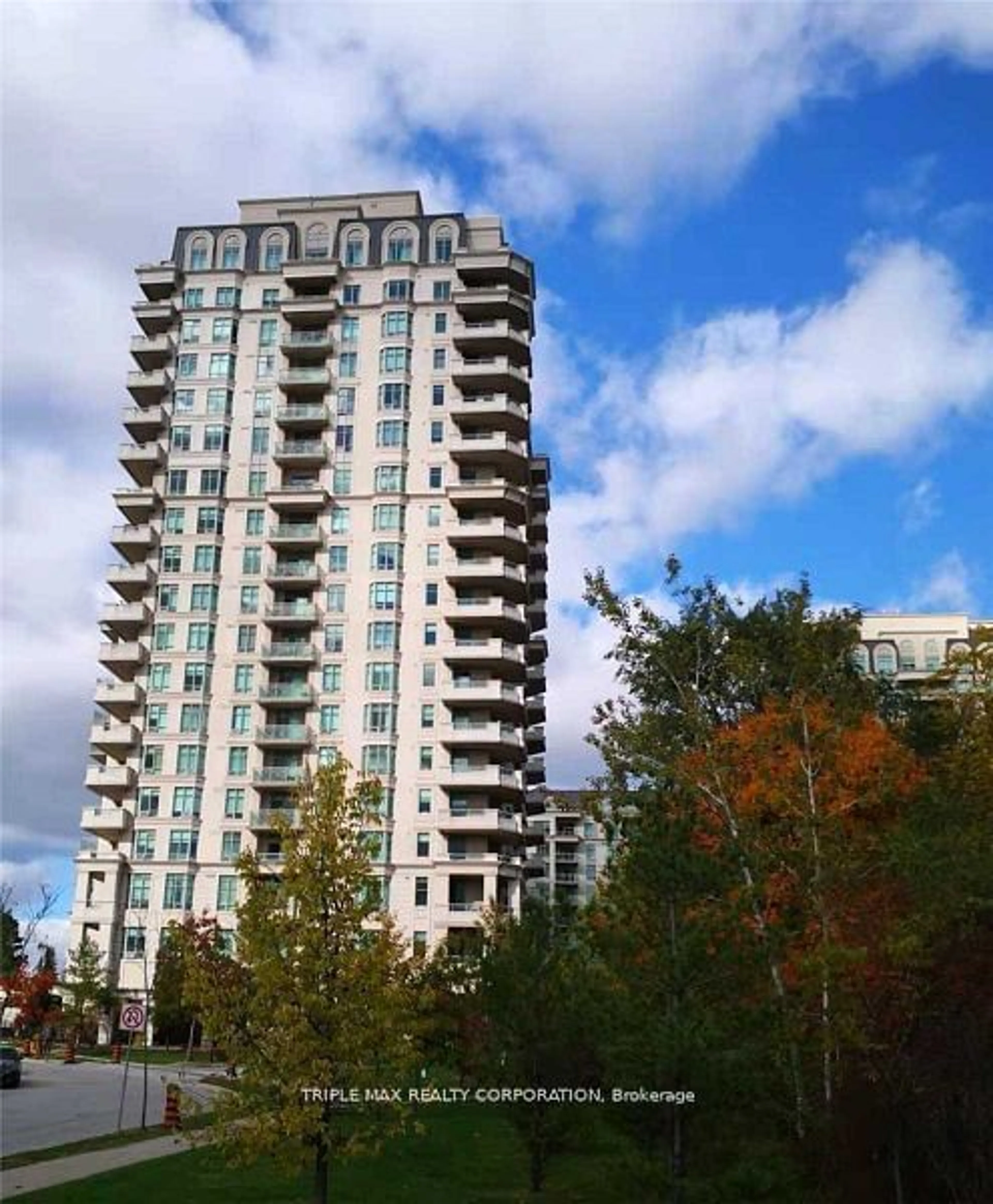 A pic from exterior of the house or condo, the front or back of building for 10 Bloorview Pl #1910, Toronto Ontario M2J 0B1