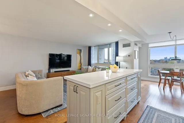 Additional property image - 5 Kenneth Ave Unit 1008
