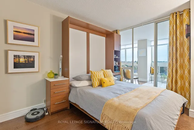 Additional property image - 5 Kenneth Ave Unit 1008