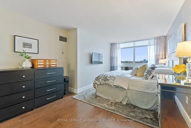 Additional property image - 5 Kenneth Ave Unit 1008