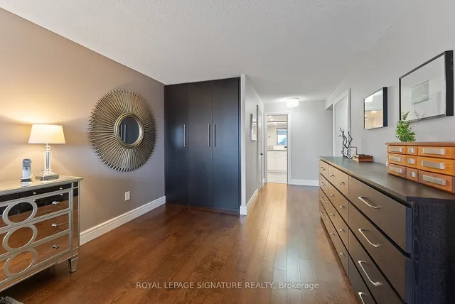 Additional property image - 5 Kenneth Ave Unit 1008