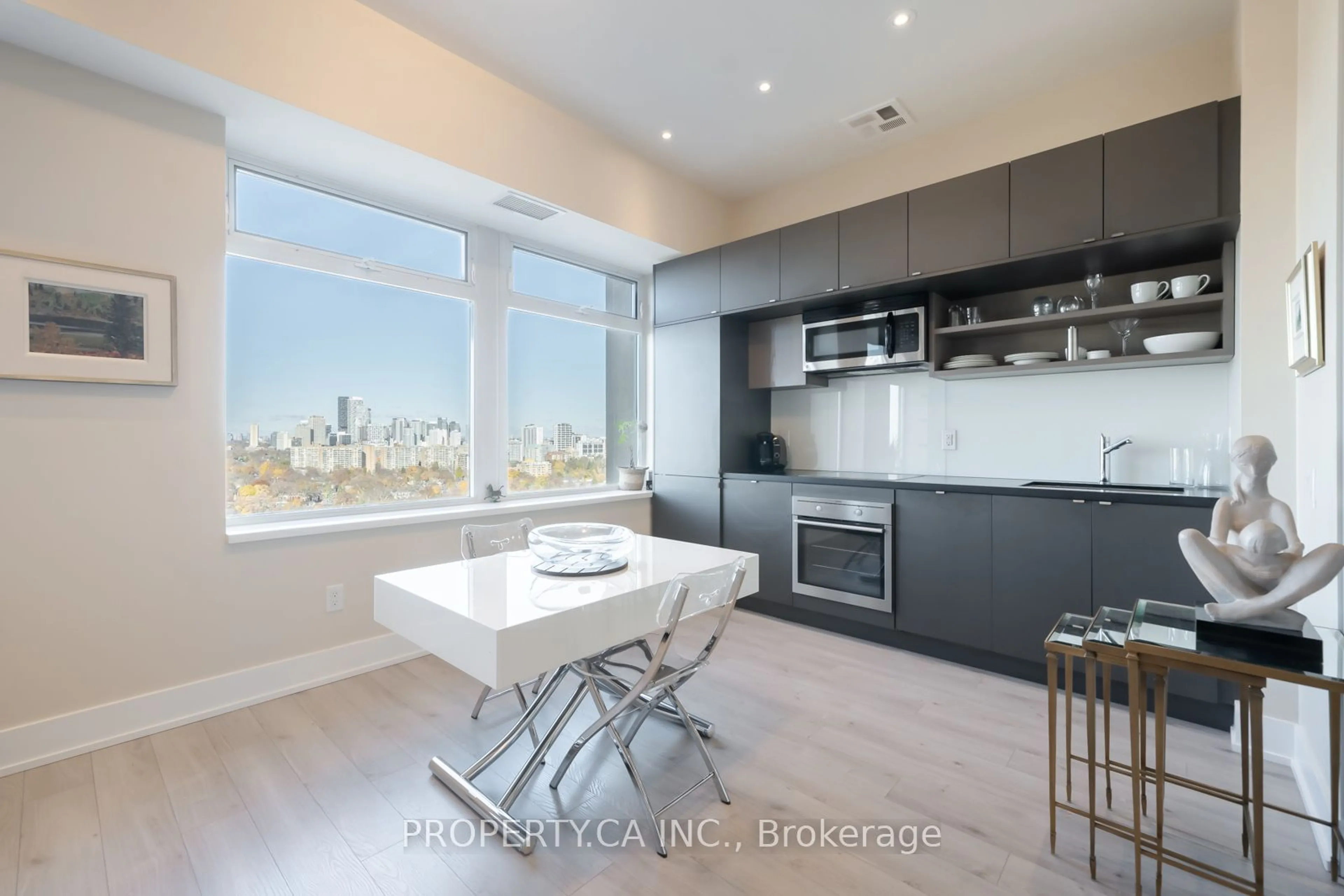 Open concept kitchen for 111 St Clair Ave #1728, Toronto Ontario M4V 1N5