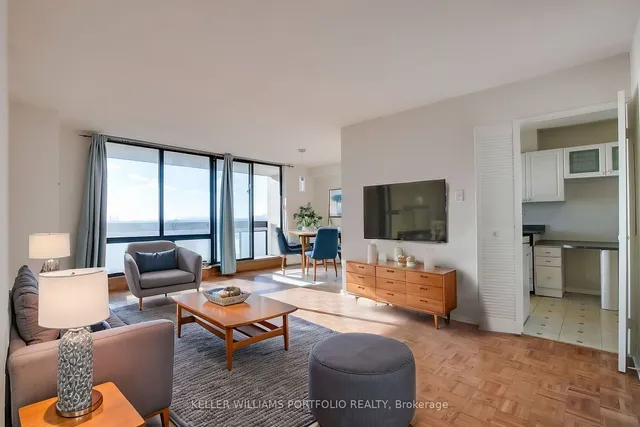 Additional property image - 260 Seneca Hill Dr Unit 1705