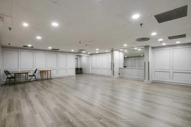 Additional property image - 260 Seneca Hill Dr Unit 1705