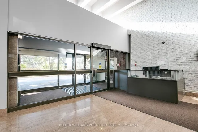 Additional property image - 260 Seneca Hill Dr Unit 1705