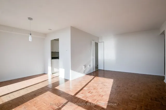 Additional property image - 260 Seneca Hill Dr Unit 1705
