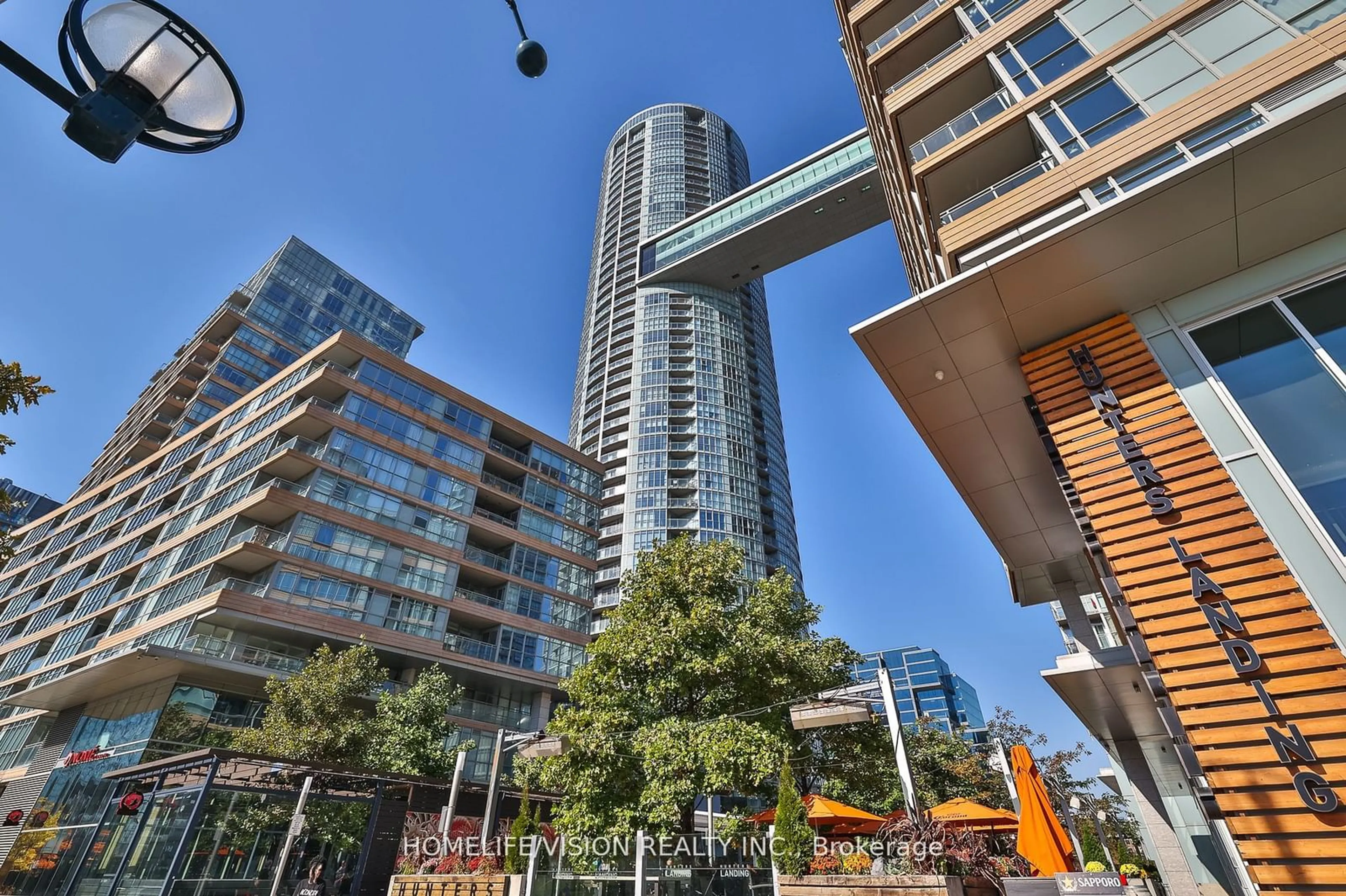 A pic from exterior of the house or condo, the view of city buildings for 21 Iceboat Terr #4806, Toronto Ontario M5V 4A9