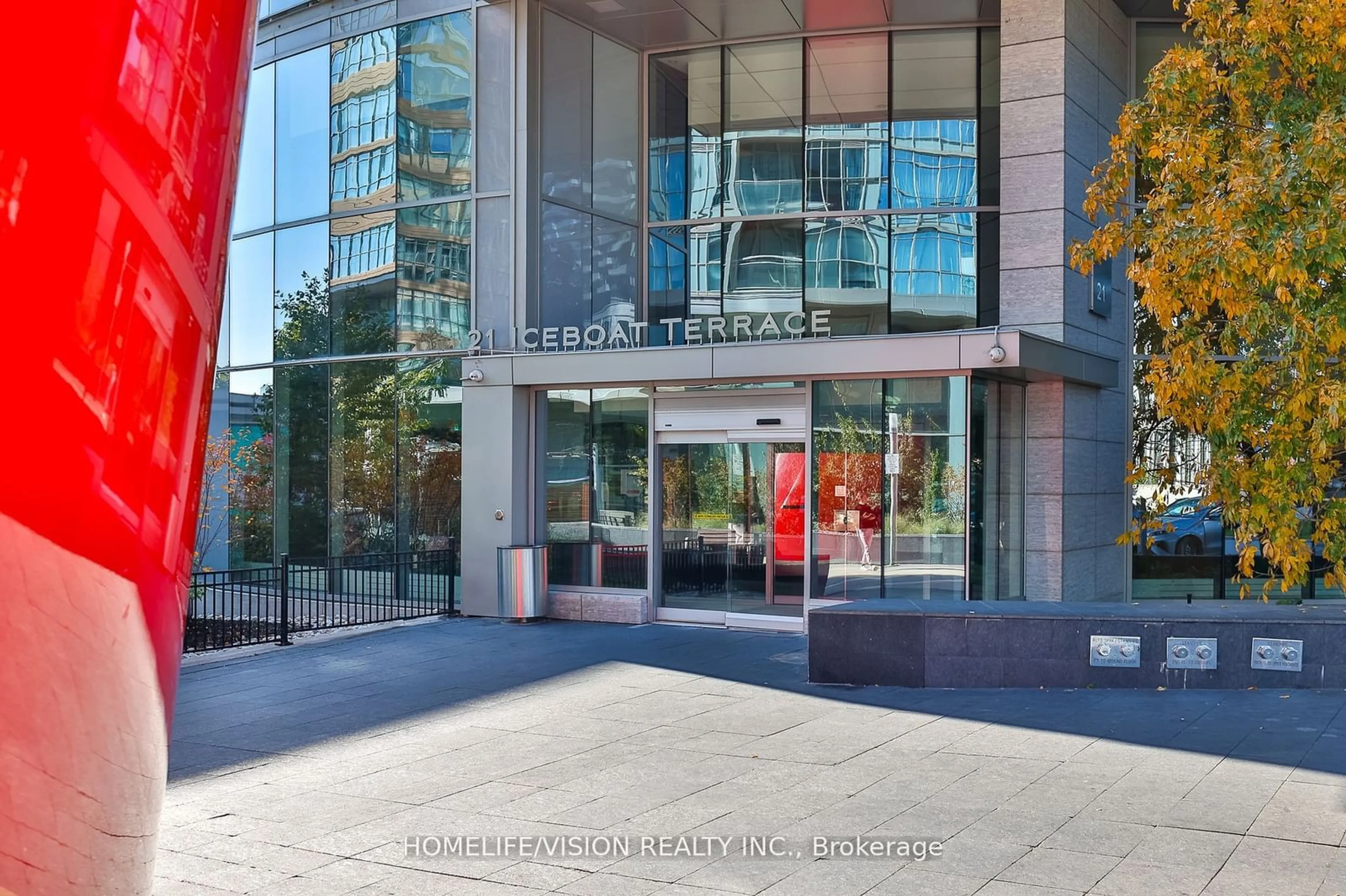 Indoor foyer, ceramic floors for 21 Iceboat Terr #4806, Toronto Ontario M5V 4A9