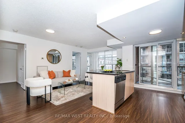 Additional property image - 15 Stafford St Unit 305