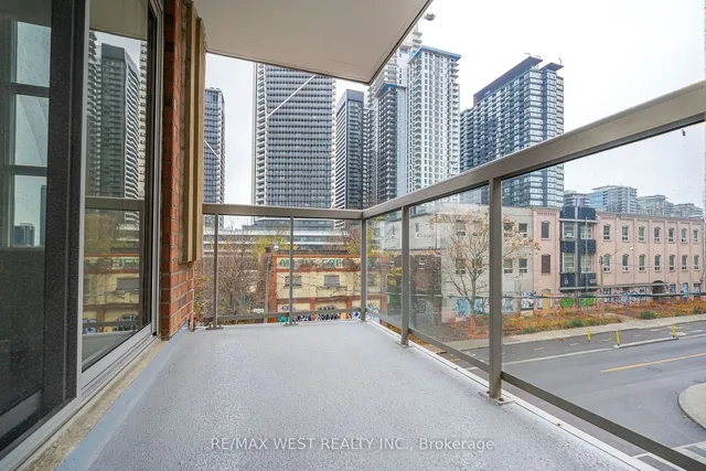 Additional property image - 15 Stafford St Unit 305