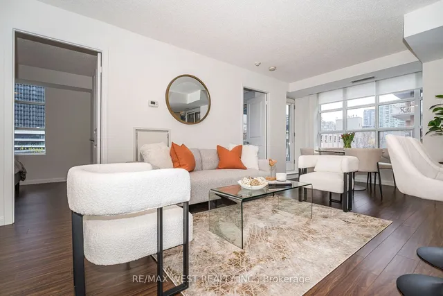Additional property image - 15 Stafford St Unit 305