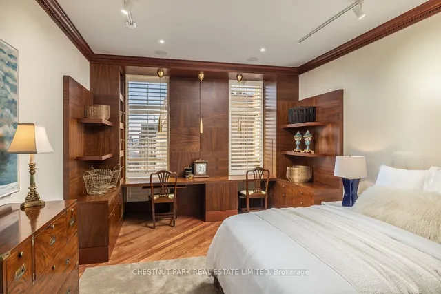 Additional property image - 22 St Thomas St Unit 12A