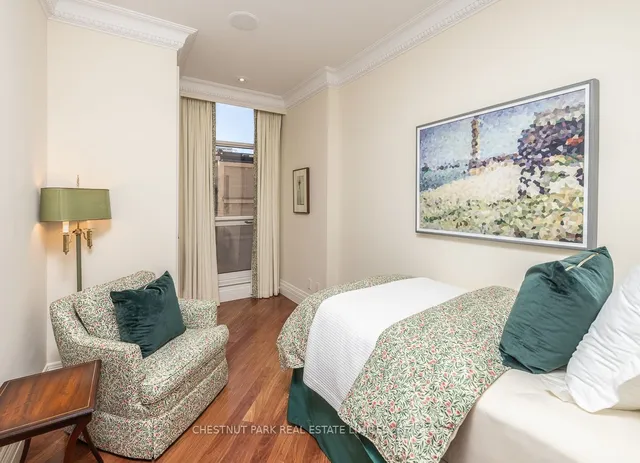 Additional property image - 22 St Thomas St Unit 12A