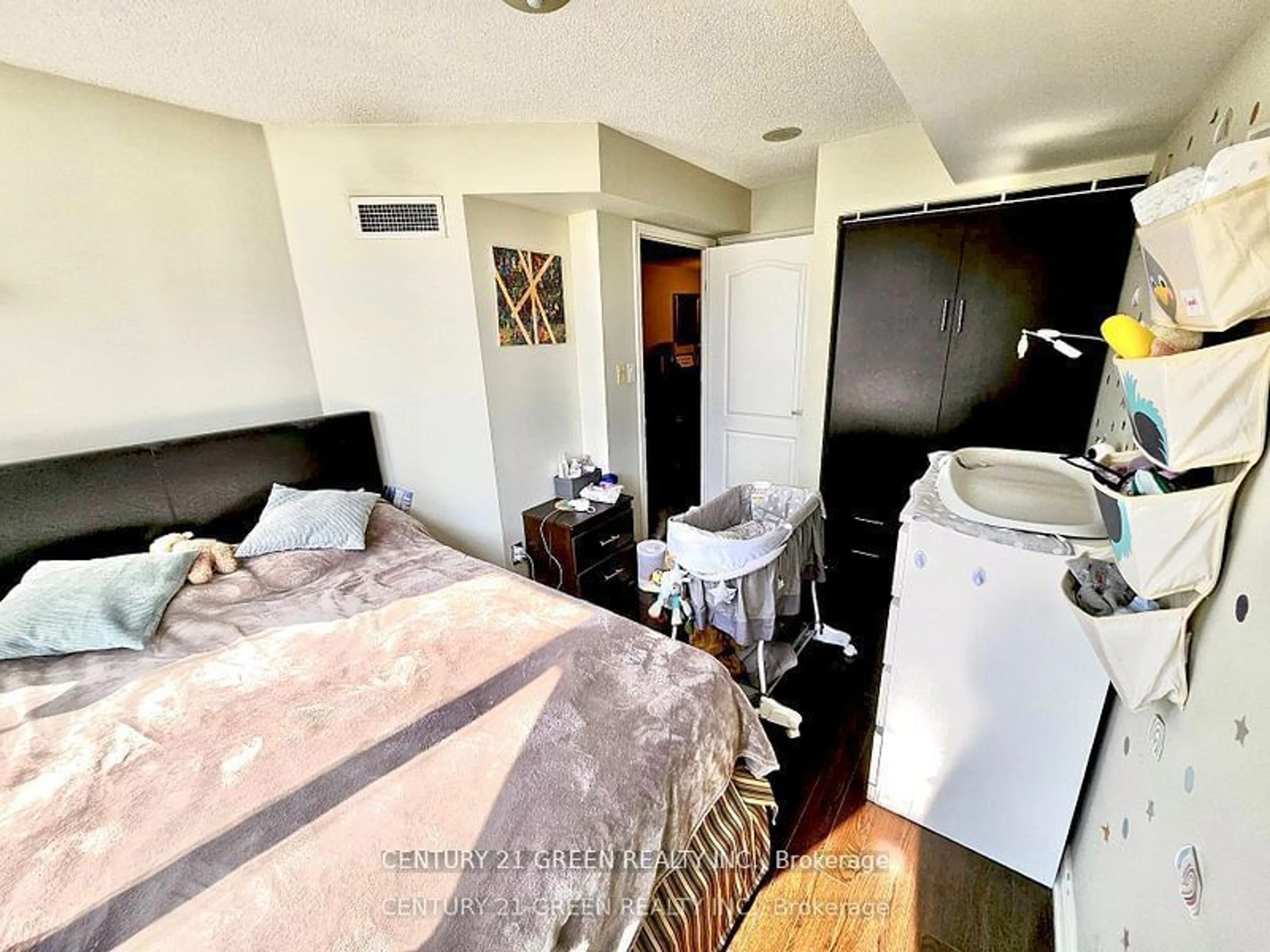 A pic of a room for 3 Rean Dr #1711, Toronto Ontario M2K 3C2