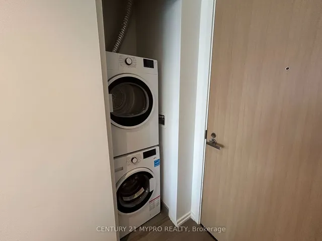 Additional property image - 5 Soudan Ave Unit 1808