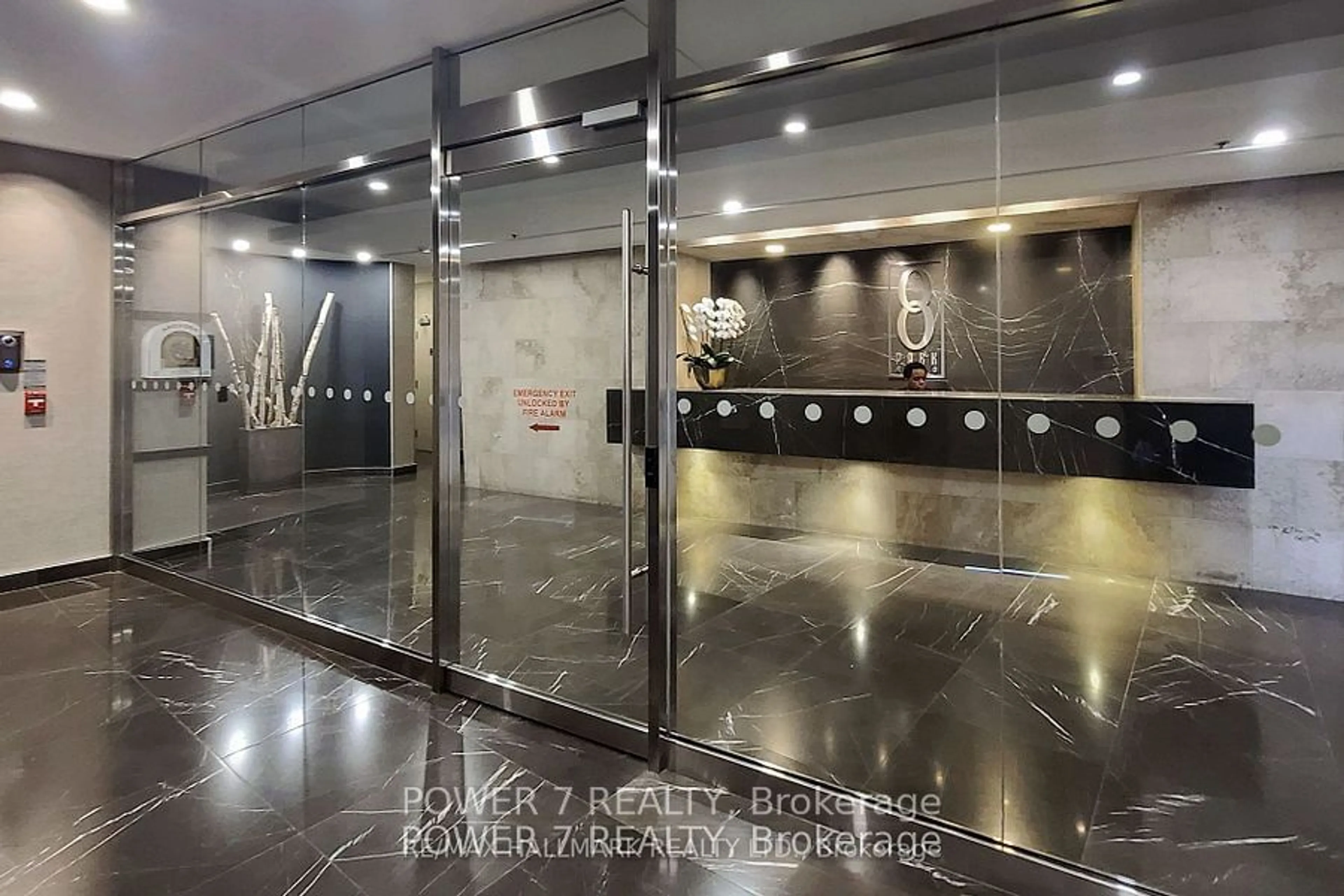 Indoor lobby, ceramic floors for 8 Park Rd #3303, Toronto Ontario M4W 3S5